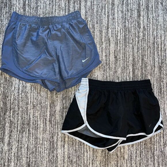 NIKE Dri Fit Women’s Shorts Lot Of 2 Size Small Black Blue Lined Drawstrings - Picture 1 of 7